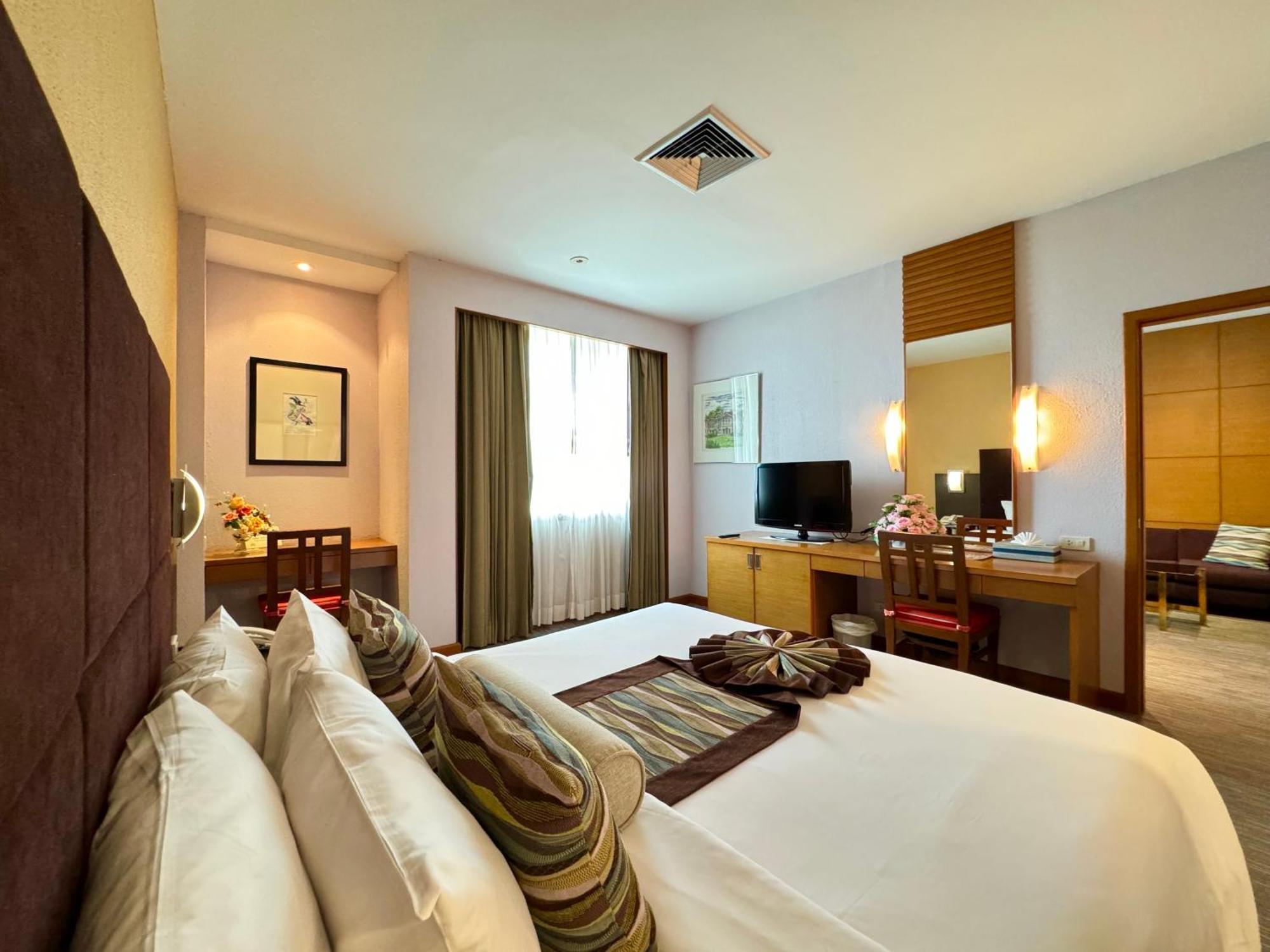 Hotel Merlin - Sha