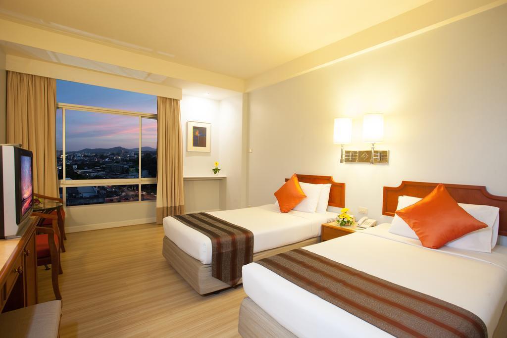 Hotel Merlin - Sha 4*